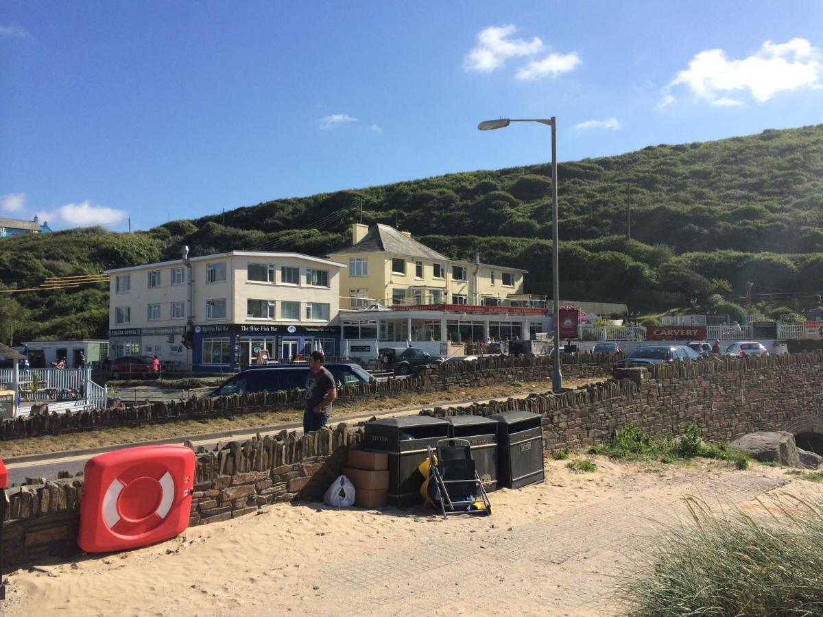 Mawgan Porth Apartments Exterior photo